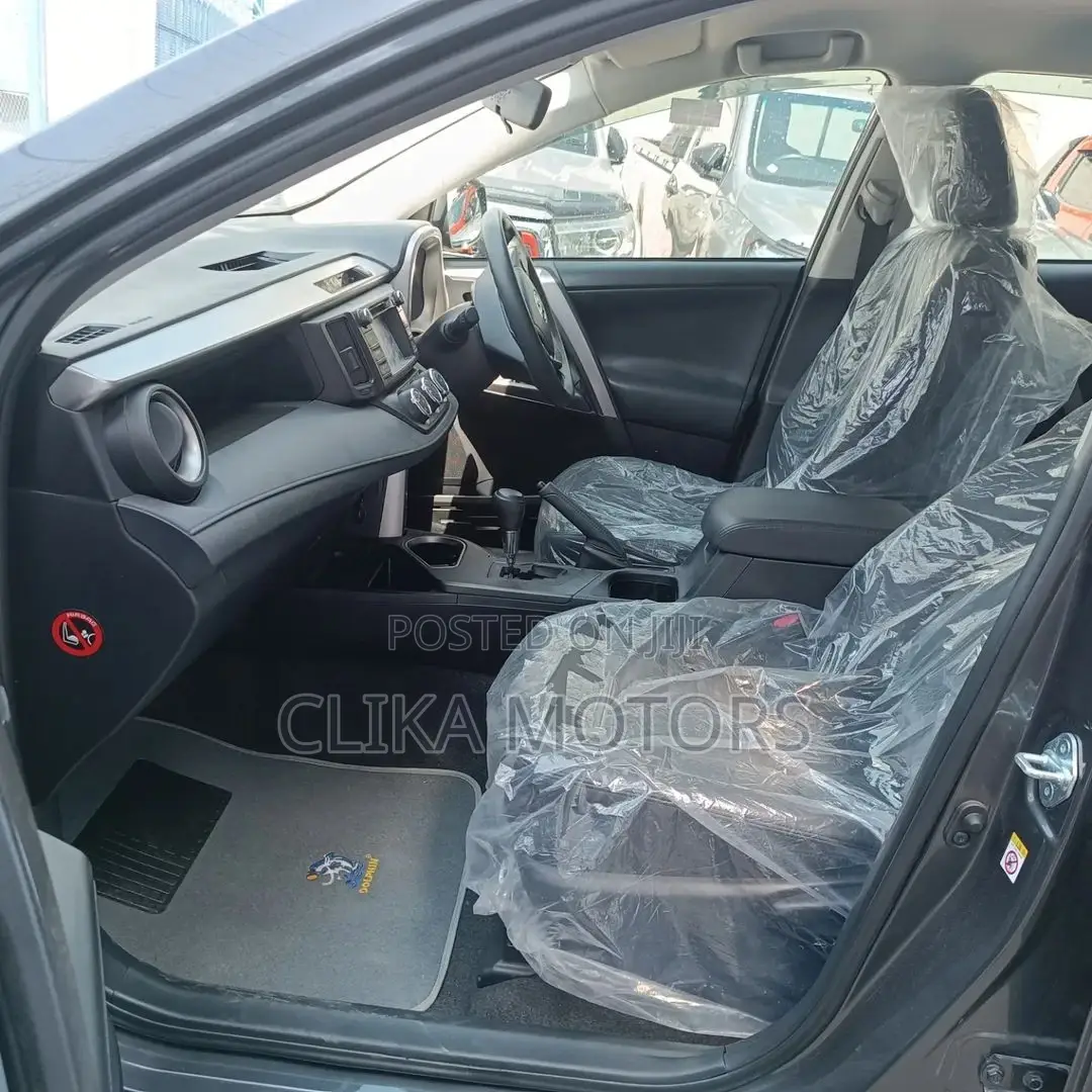 Toyota RAV4 2017 Gray