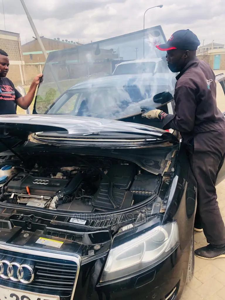 Windscreen Fitting Services