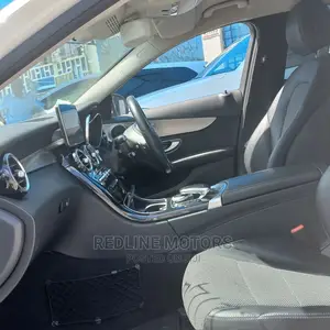 Mercedes-Benz C200 2016 Pearl