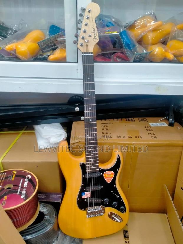 Fender Rythm Wood Guitar