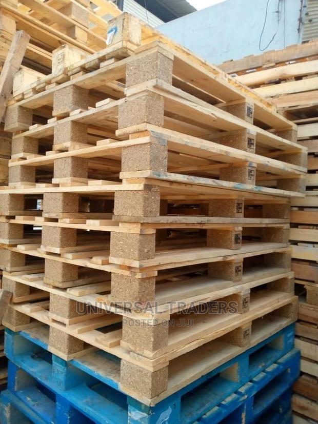 Wood Pallets Suitable for Storage - main view