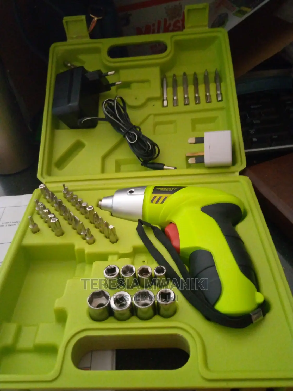 Cordless Screwdriver