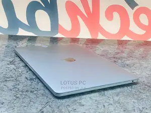 Laptop Apple MacBook Pro 2017 16GB Intel Core I5 SSD 256GB