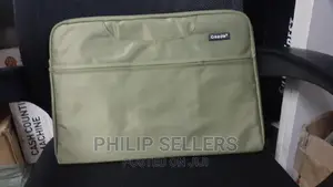 Waterproof and Soft Fleece Interior Design Makes This Portab