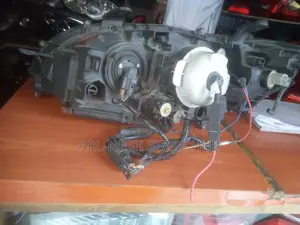 Legacy Bp 5 Headlight Xenon