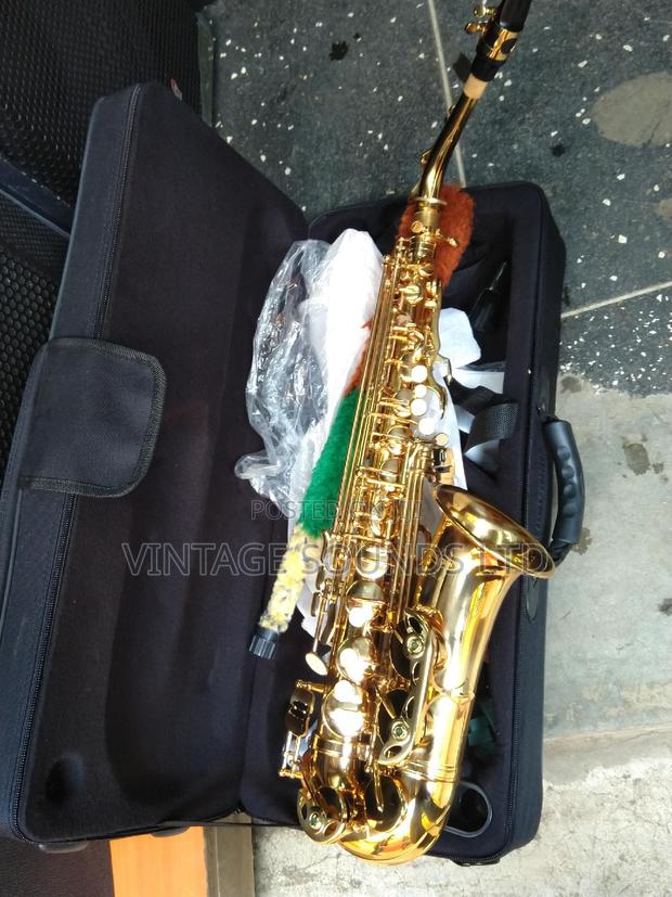 Alto Suziluki Japan Saxaphone - main view