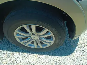 Mitsubishi Pajero V80 3.5 V6 GL/GLS 2015 Gold