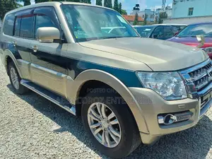 Mitsubishi Pajero V80 3.5 V6 GL/GLS 2015 Gold