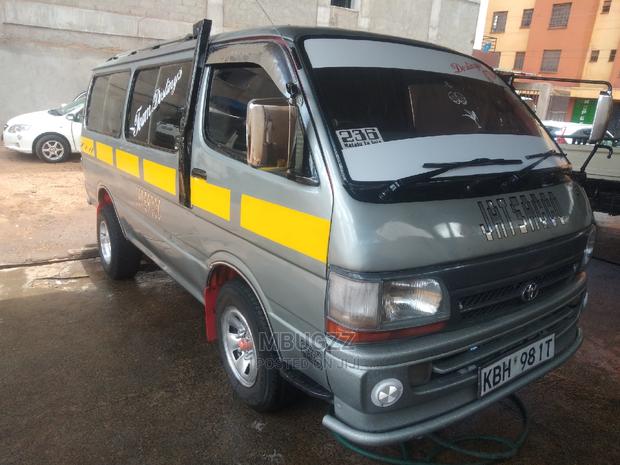 Toyota HiAce 2005 Grey - thumbnail 8