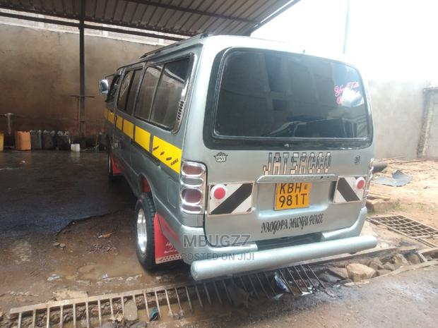 Toyota HiAce 2005 Grey - thumbnail 7