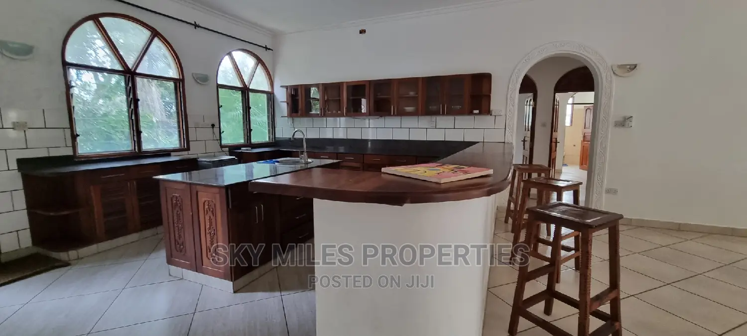 3bdrm Apartment in Mtwapa La-Marina for rent