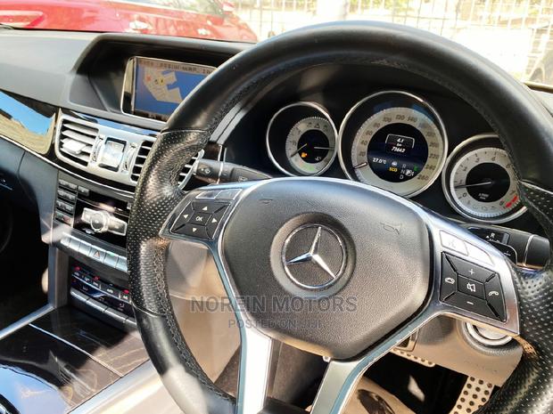 Mercedes-Benz E250 2015 Off white - thumbnail 3