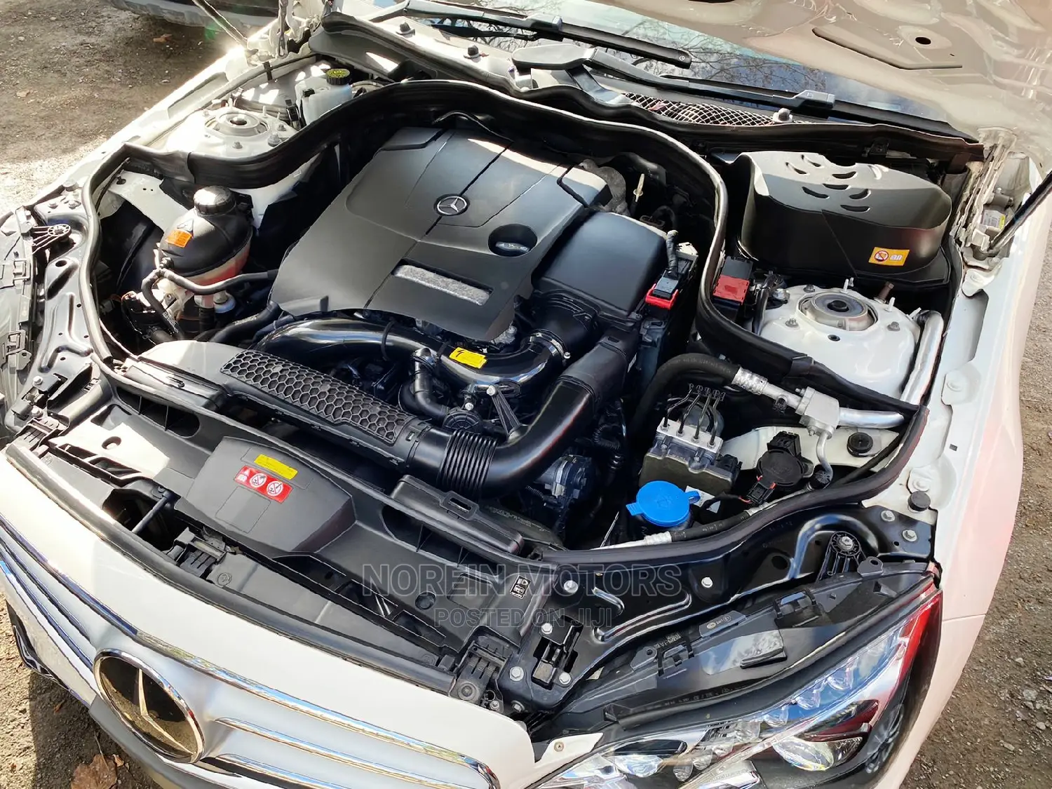 Mercedes-Benz E250 2015 Off white