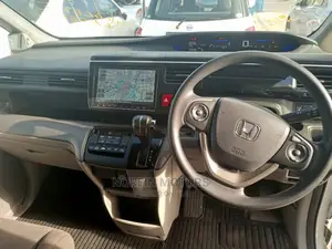 Honda Stepwgn 2015 Beige