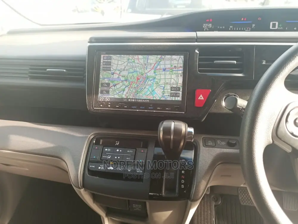 Honda Stepwgn 2015 Beige