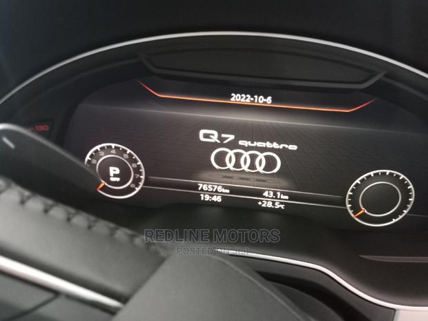 Audi Q7 2016 Burgandy - thumbnail 5