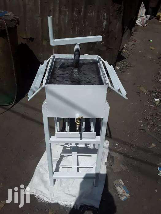 CANDLE MAKING MACHINE