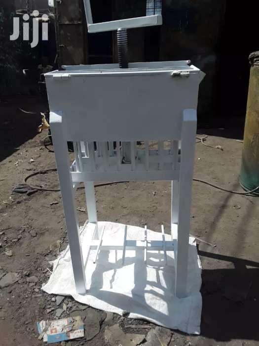 CANDLE MAKING MACHINE