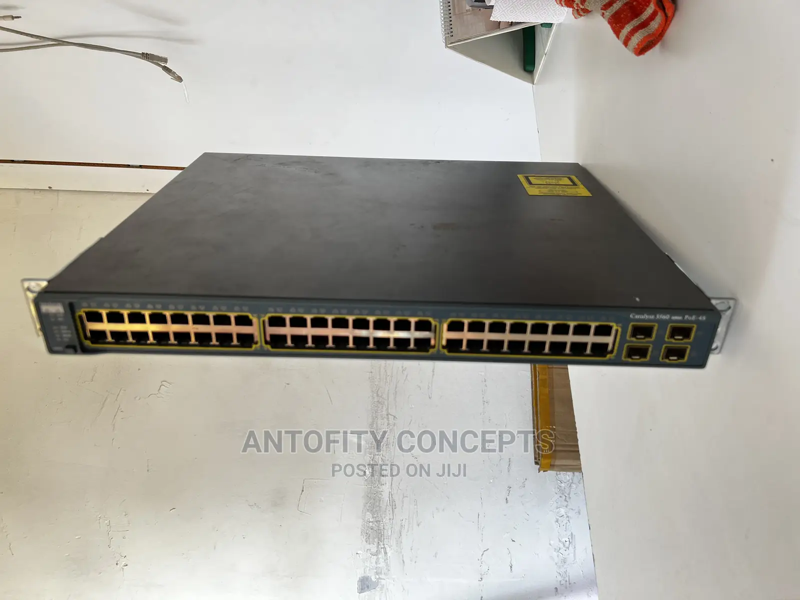 Cisco Catalyst 3560 48port POE Switch