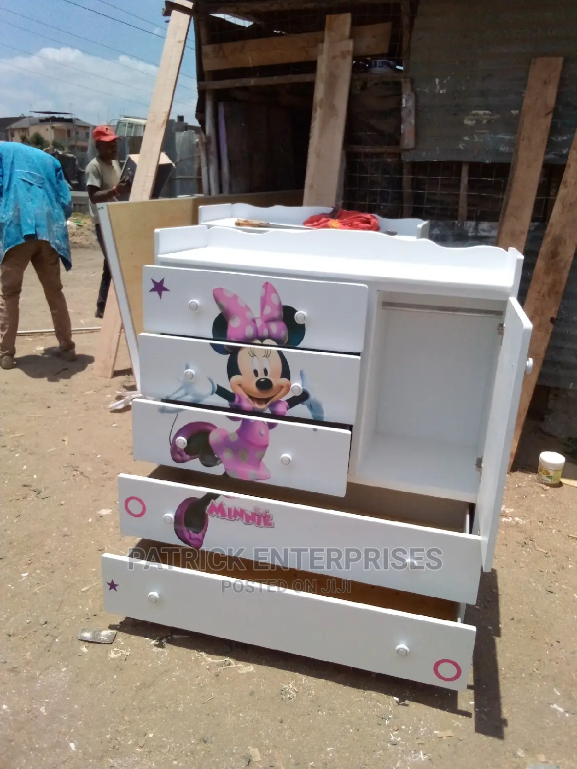 Morden Chest of Drawers 4 by 4 Fitts in Nairobi Central Children's