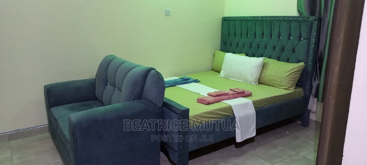 Airbnb Studio Apartment
