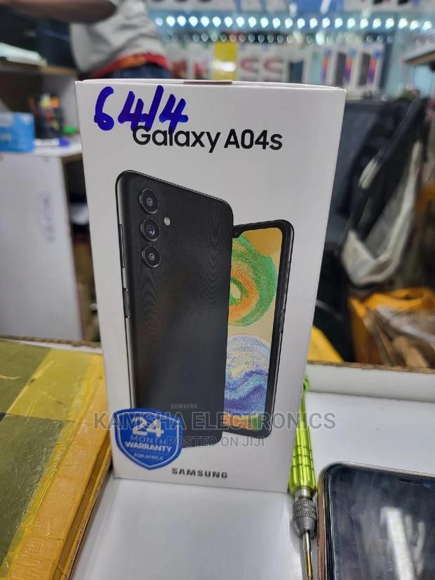 New Samsung Galaxy A04s 64 GB Black