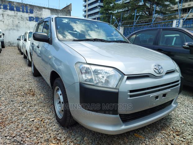 Toyota Succeed 2017 Silver