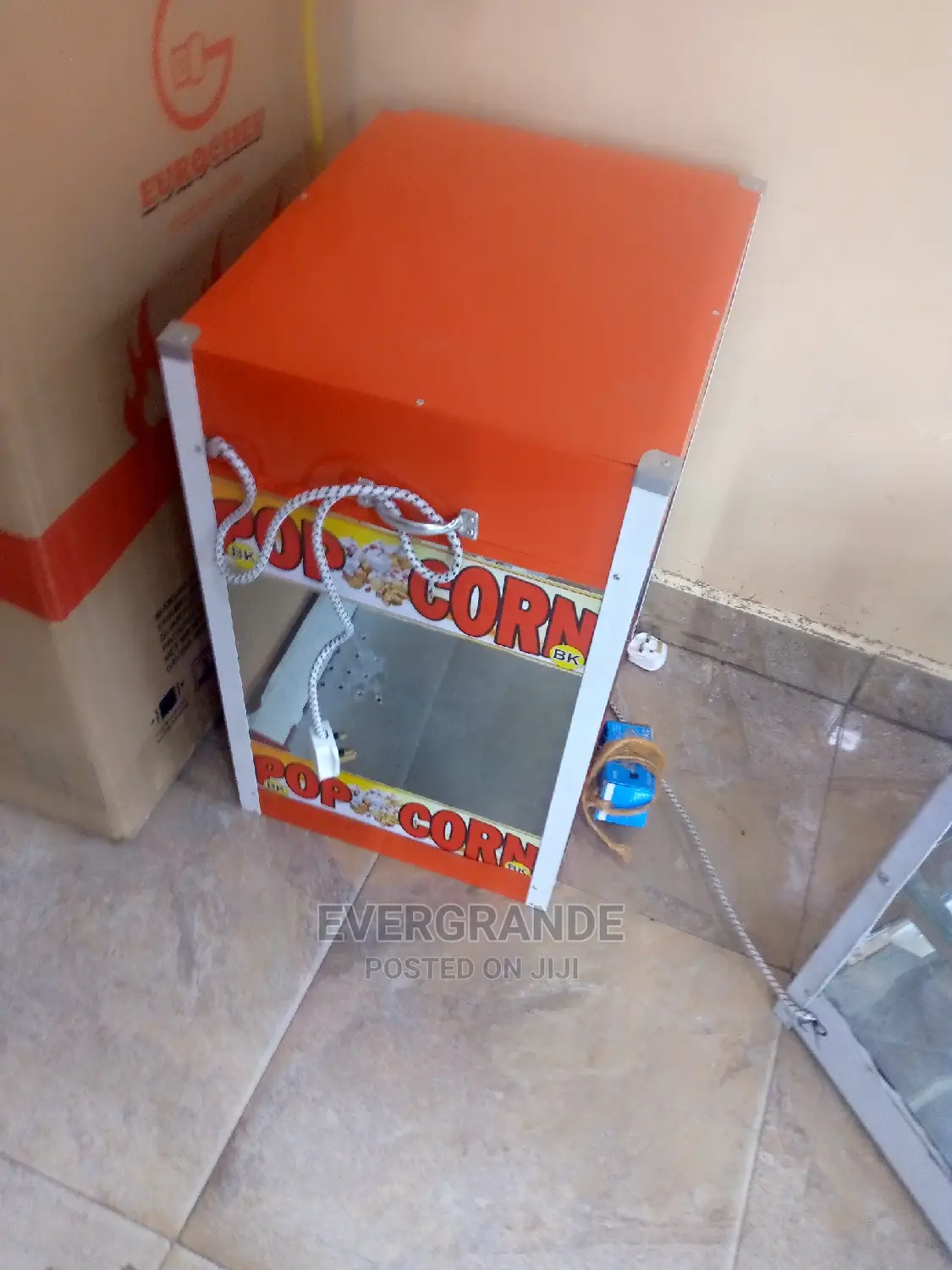 Popcorn Maker Machine