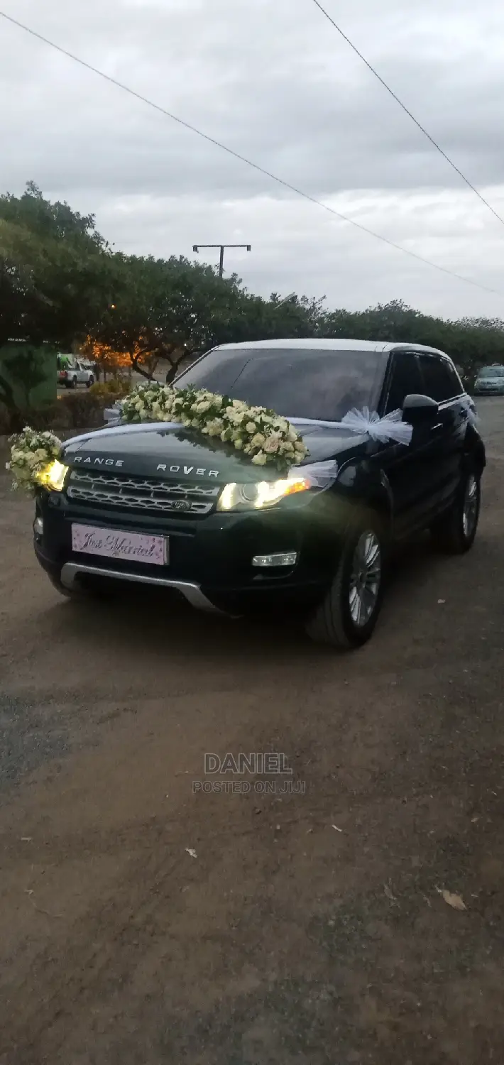 Chauffeured Range Rover for Weddings Airport Pick-Ups