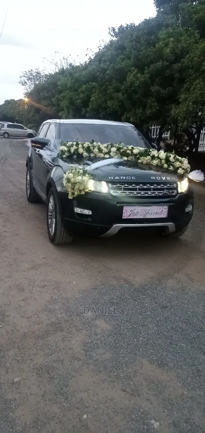 Chauffeured Range Rover for Weddings Airport Pick-Ups