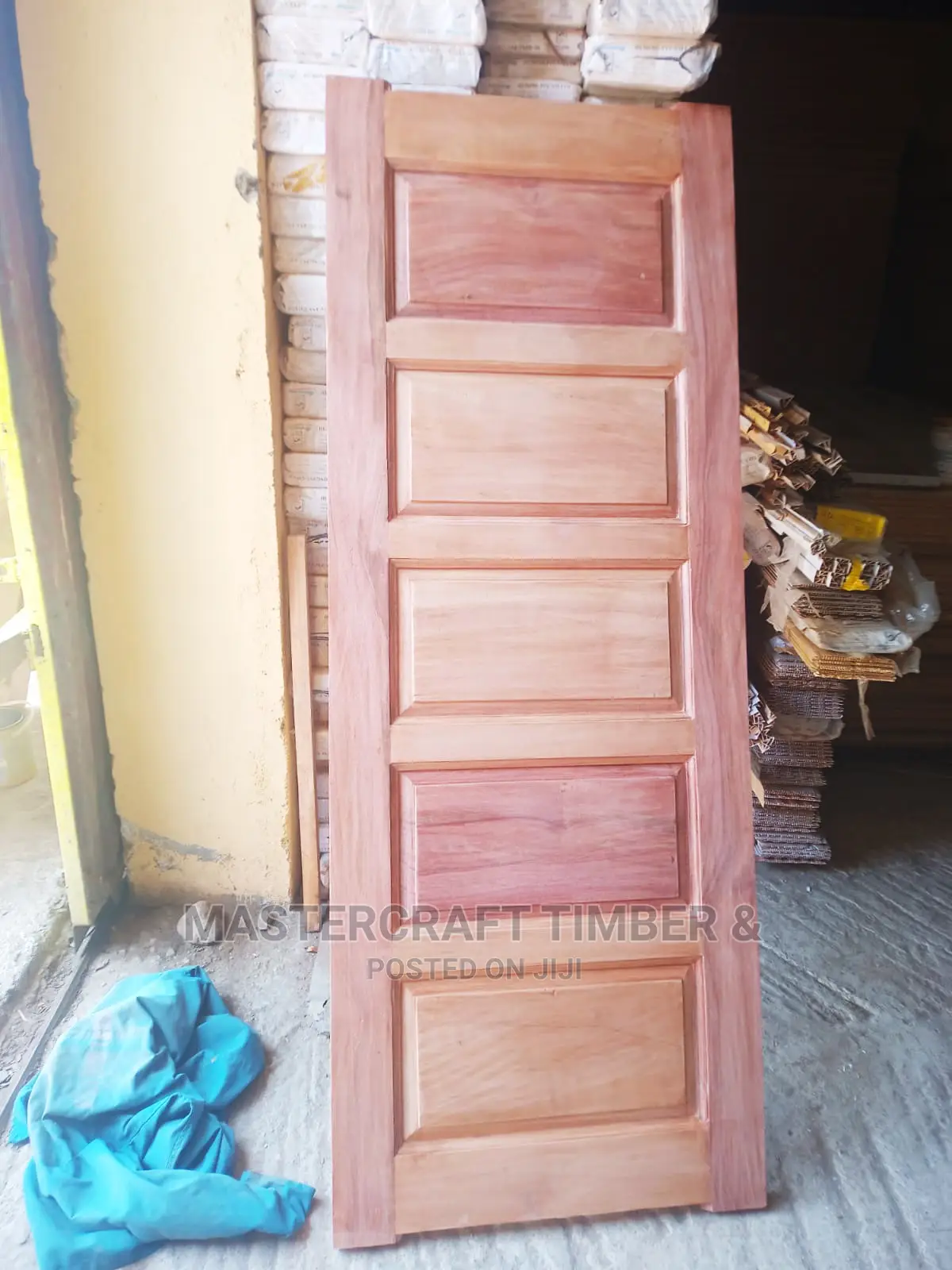 5 Panel Solid Mahogany Front Door in Kenya 32x80 in Ruiru Doors