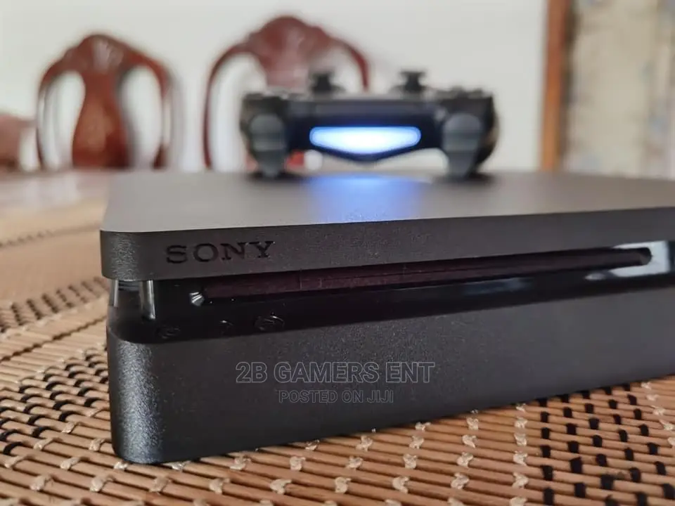 Slim Console, Game Console