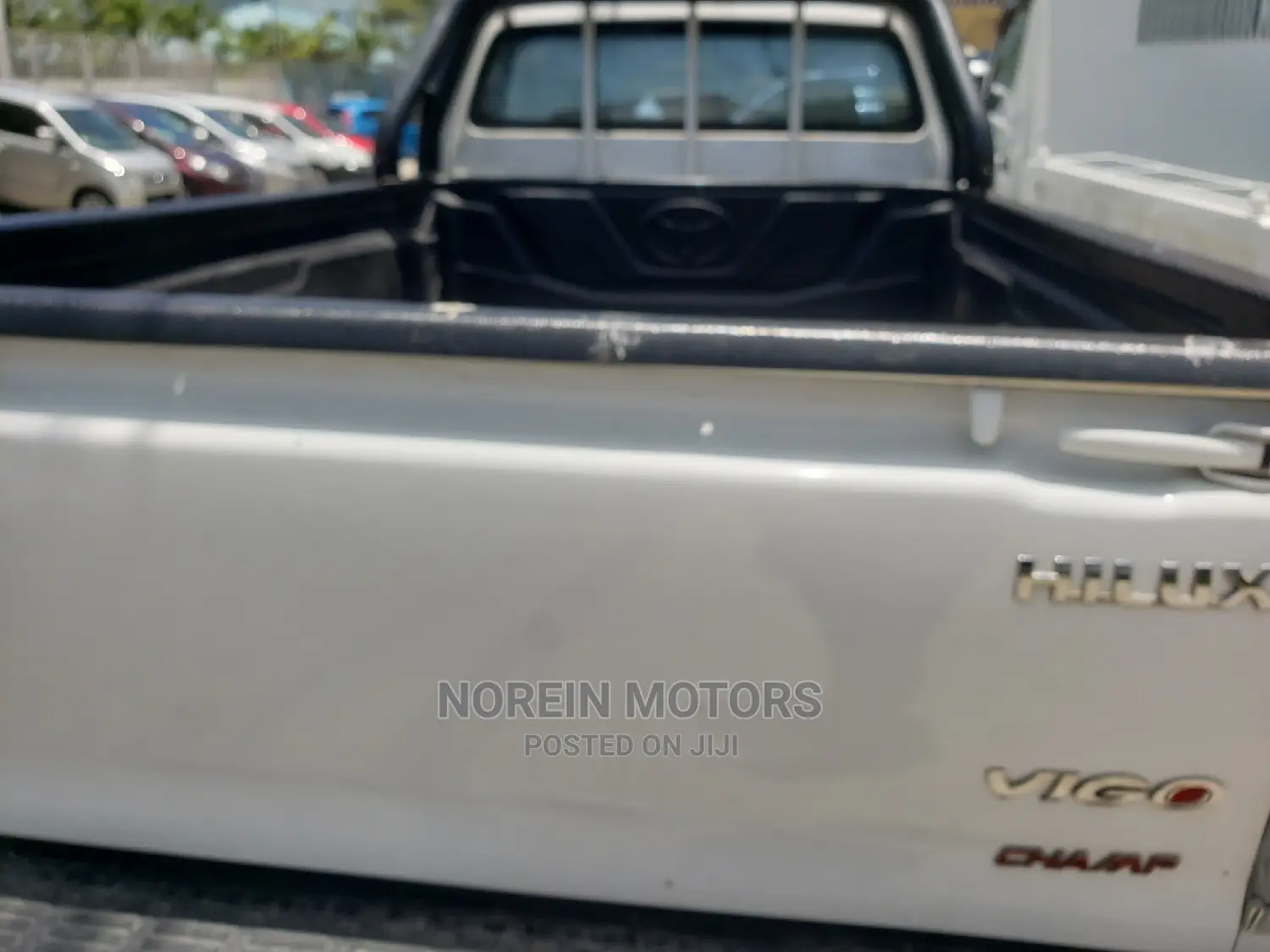 Toyota Hilux 2015 White