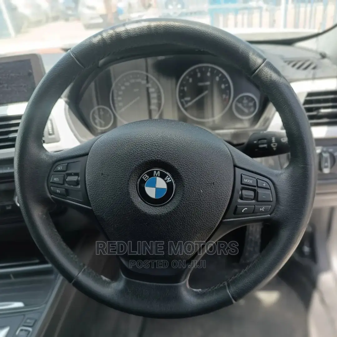 BMW 520i 2016 Pearl
