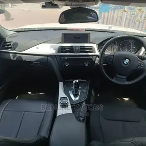 BMW 520i 2016 Pearl