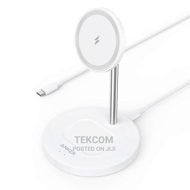 Anker Powerwave Magnetic 2-in-1 Stand White