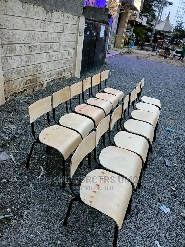 Lecture Chair And School Chair's