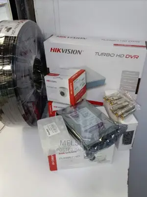 Hikvision Full HD 1080p: 5 CCTV Camera Kit