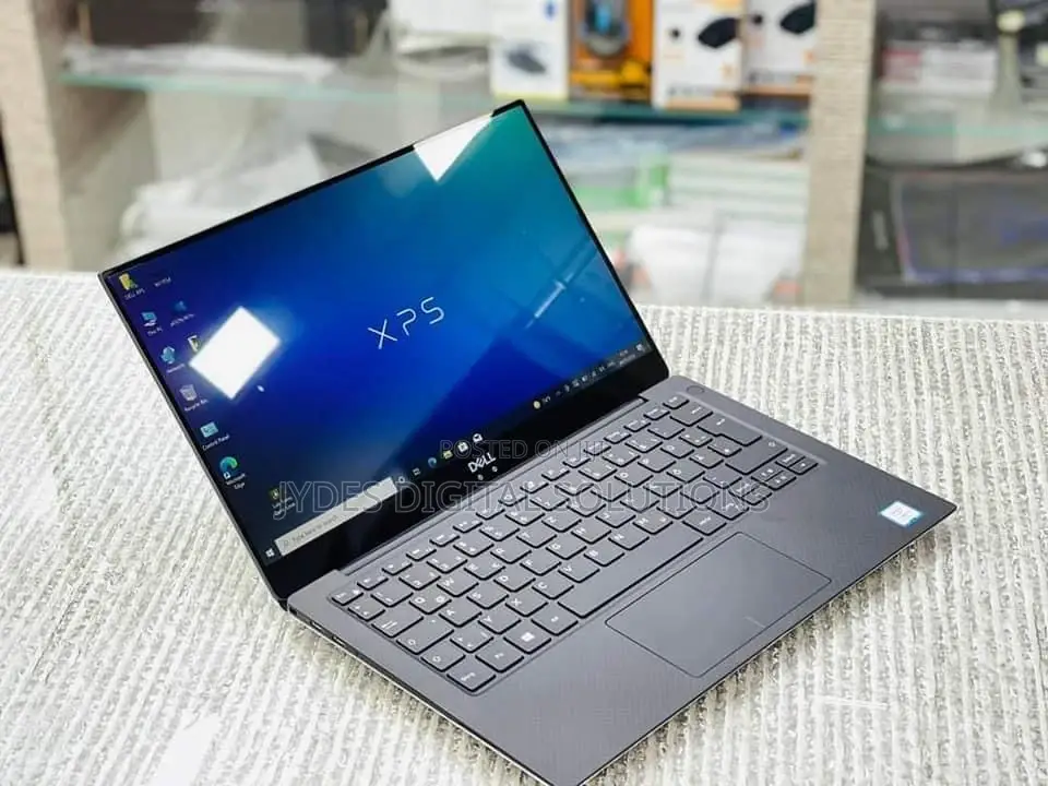 Laptop Dell XPS 13 (9365) 8GB Intel Core I5 SSD 256GB