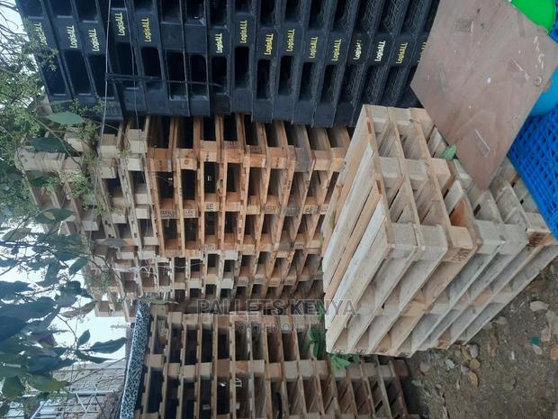 Wooden Plastic Pallets