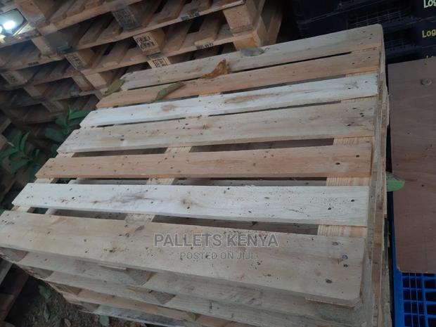 Wooden Plastic Pallets - thumbnail 10