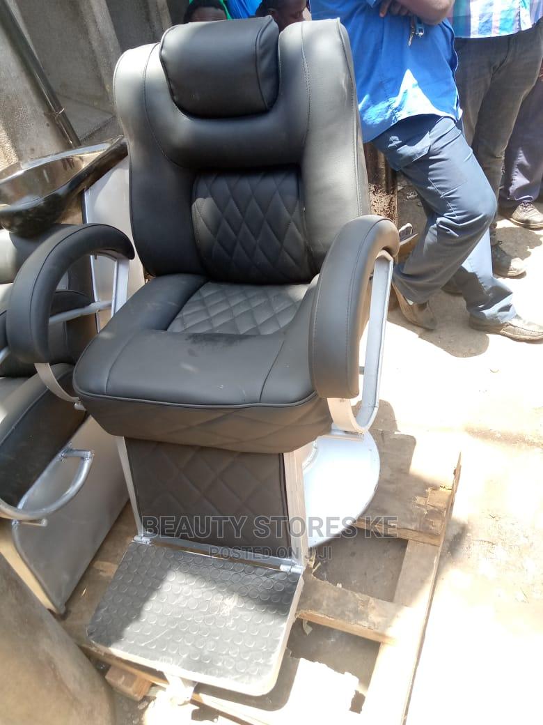 Barber Chair/Kinyozi Chair /Classic Kinyozi Chair in Nairobi Central Salon Equipment, Beauty