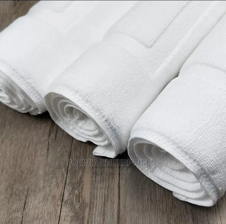 Bath Mats White