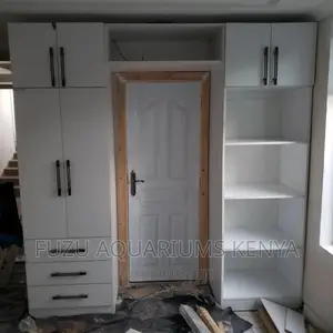 Kichen Cabinets and Closets