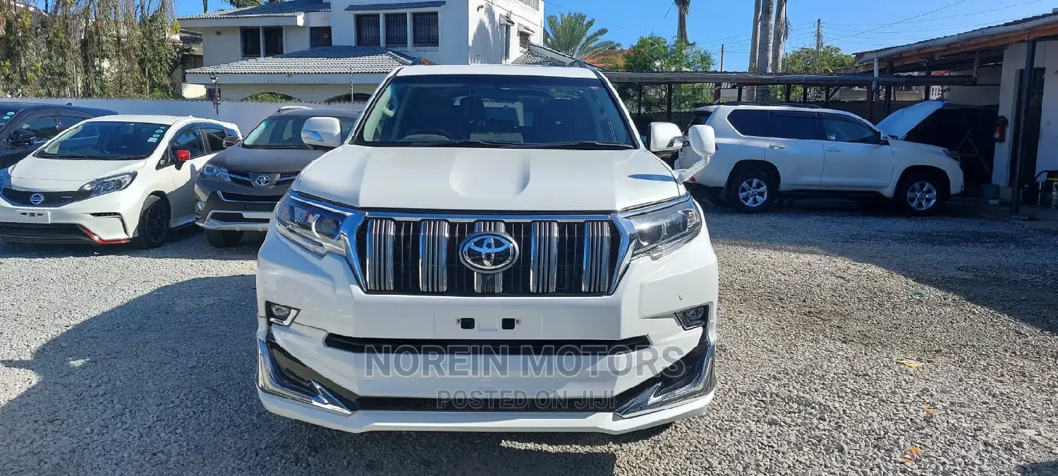 Toyota Land Cruiser Prado 2016 White