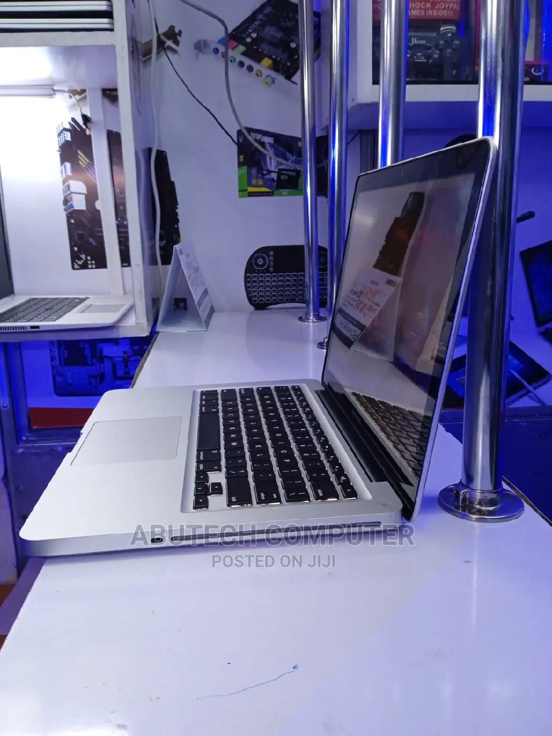 Laptop Apple MacBook 2012 4GB Intel Core I5 HDD 500GB