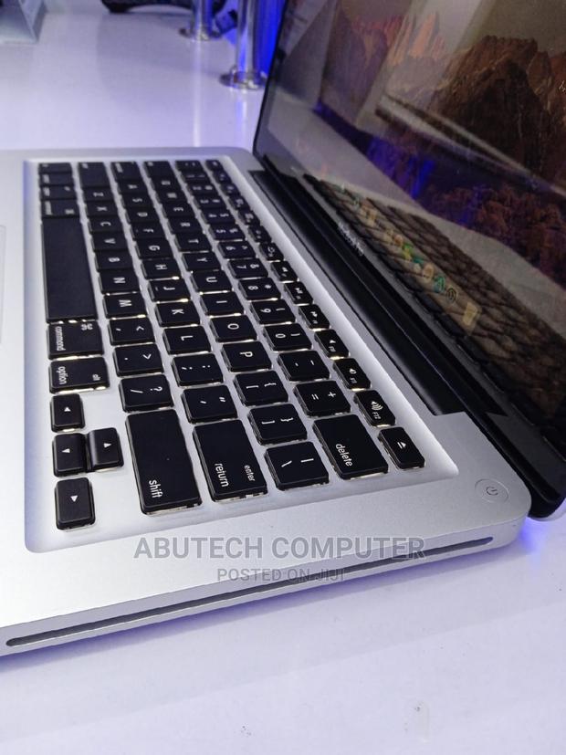 Laptop Apple MacBook 2012 4GB Intel Core I5 HDD 500GB - thumbnail 3