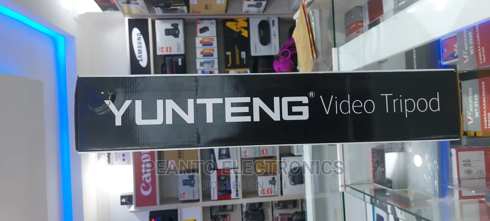 Yunteng VCT 880 Portable Aluminum Alloy Tripod