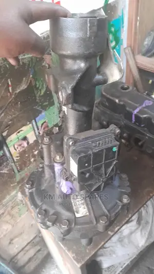 Toyota Hilux Vigo Front Differential (Diff).