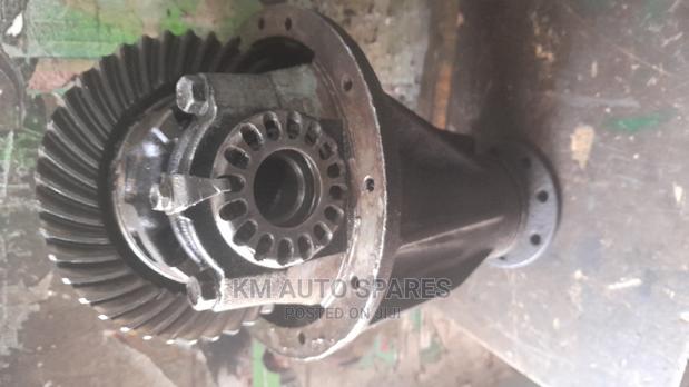 Toyota Hilux Vigo Rear Differential (Diff). - thumbnail 2